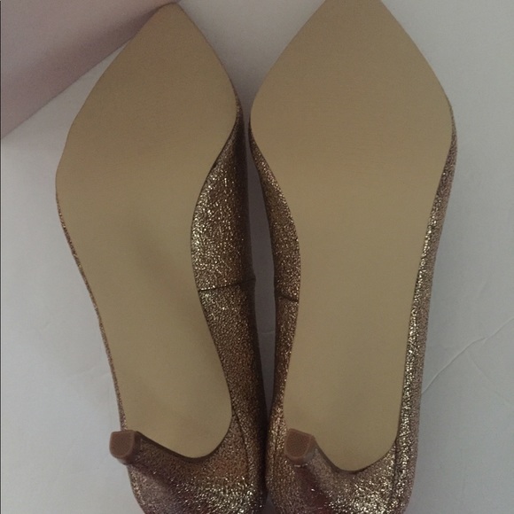 NEW in Box Women’s Rose Gold Pumps Size 6.5 - Picture 5 of 6